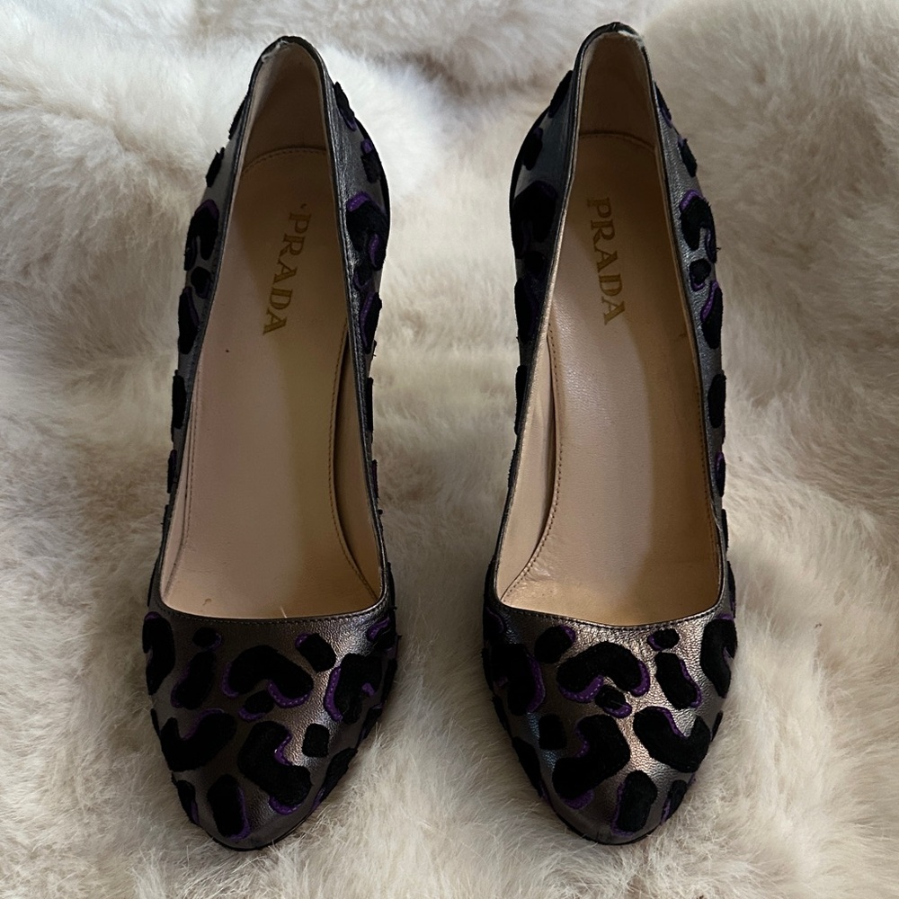 Prada Women's Black and Purple Patterned Heels